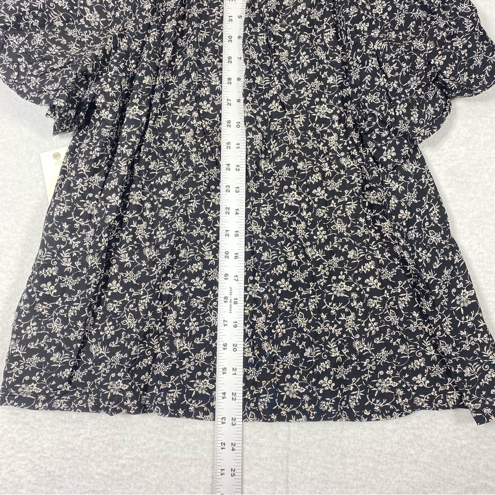 Angels Boho Floral Blouse Women's M Black White Short Flutter Sleeve Flowy NWT - Picture 12 of 12